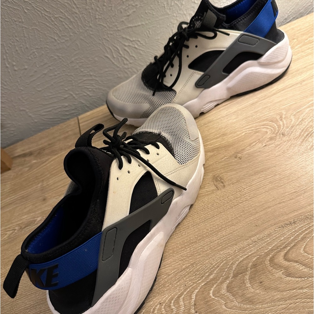 Nike Huraches